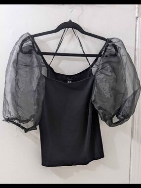 Forever 21 Women's Black Puff Sleeve Organza Top